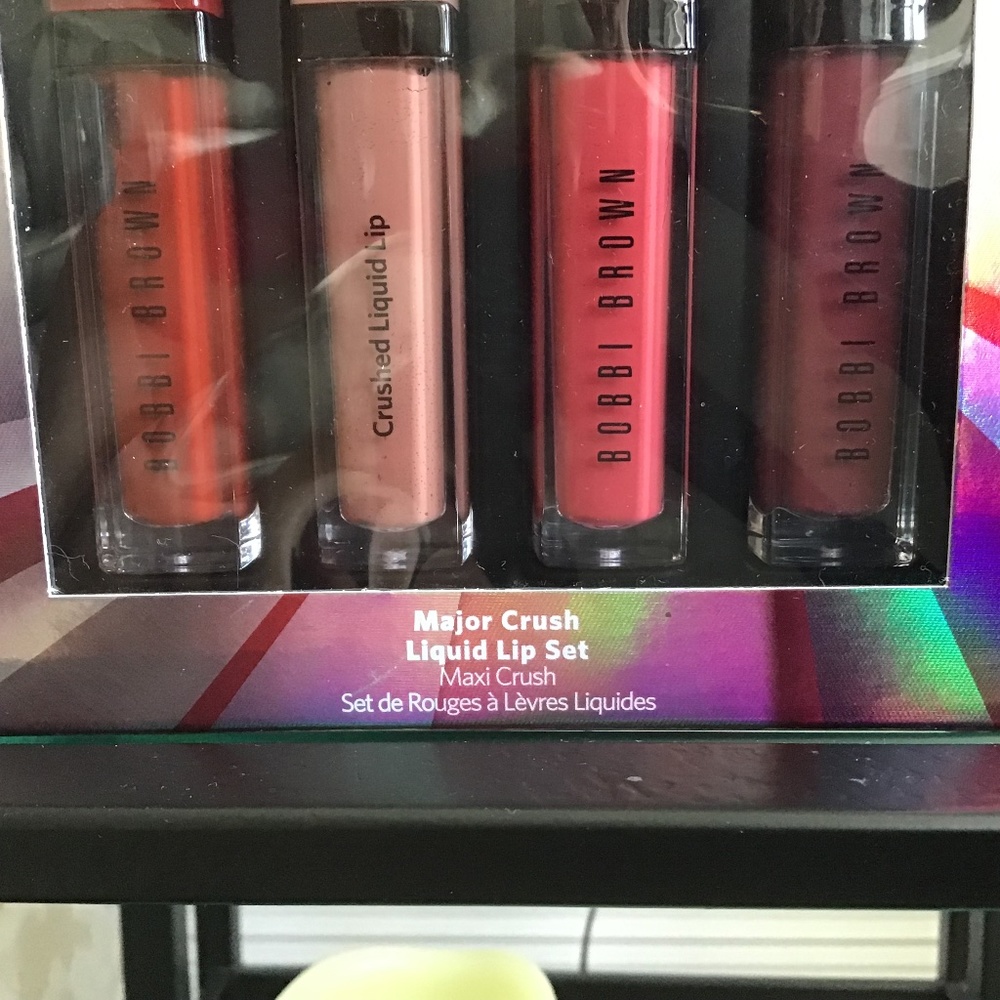 COPY - Bobbie Brown Major Crush Liquid Lip Set